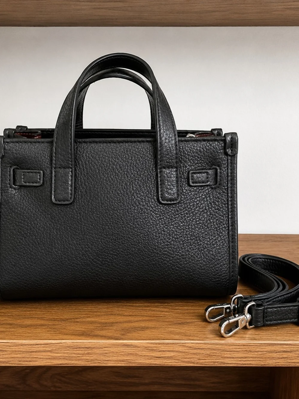 N/A elegant black